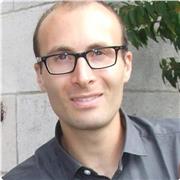 Professeur particulier donne cours de français langue étrangère à toute personne souhaitant améliorer sa maîtrise de la langue